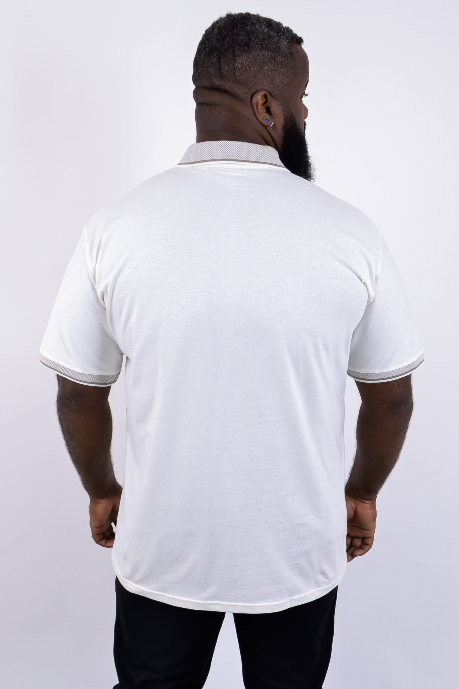 Polo masculina malha gola e punhos retilinea trabalhada_9514_4.jpg